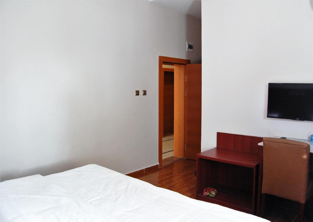 Hotel R & K Guest Palace Kano Zewnętrze zdjęcie