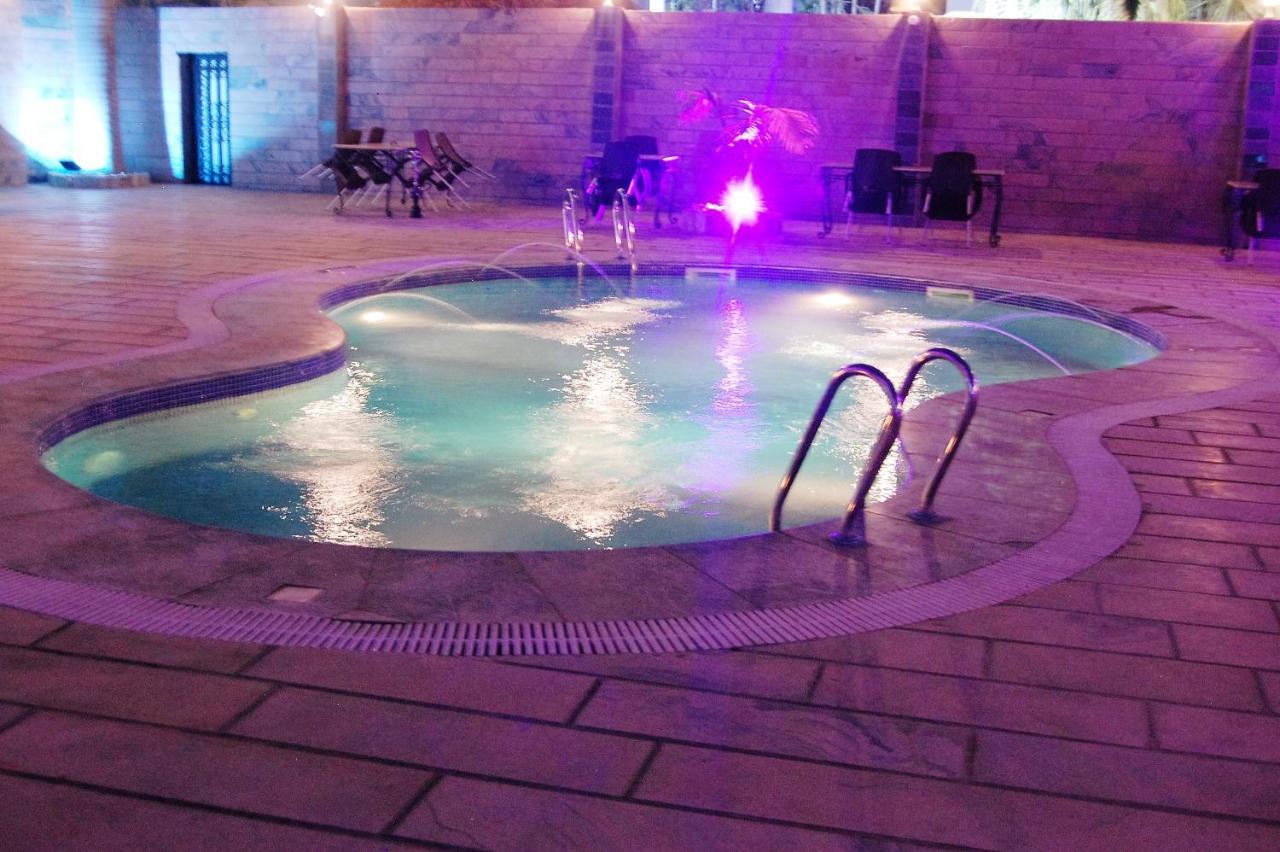 Hotel R & K Guest Palace Kano Zewnętrze zdjęcie