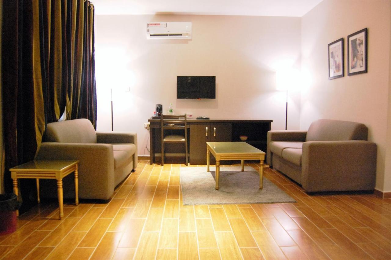 Hotel R & K Guest Palace Kano Zewnętrze zdjęcie