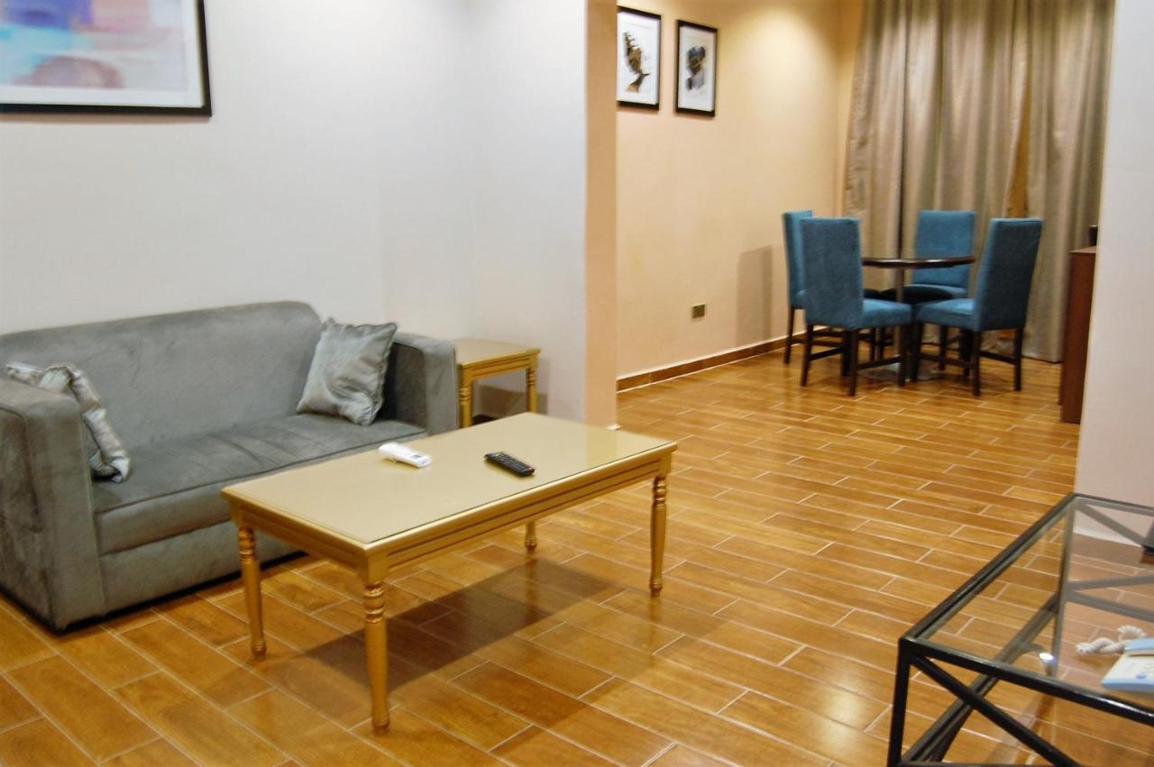 Hotel R & K Guest Palace Kano Zewnętrze zdjęcie